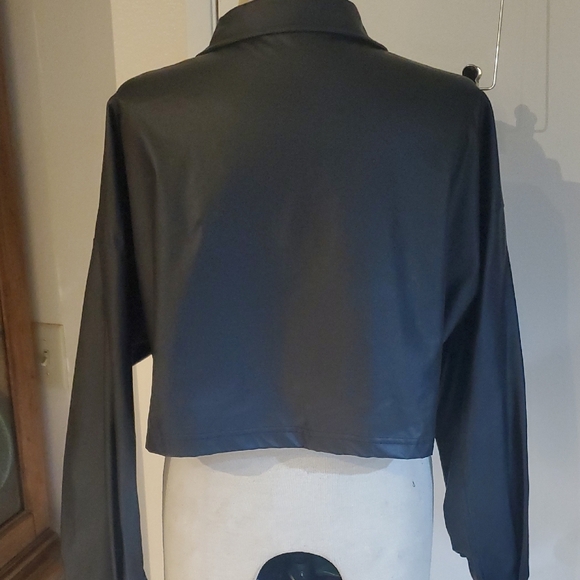 Better Be Black Leather Cropped Jacket - Picture 3 of 5